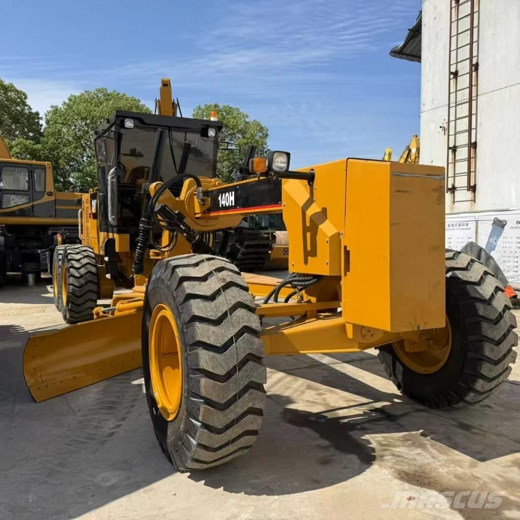 CAT 140 H 平地机/推土机