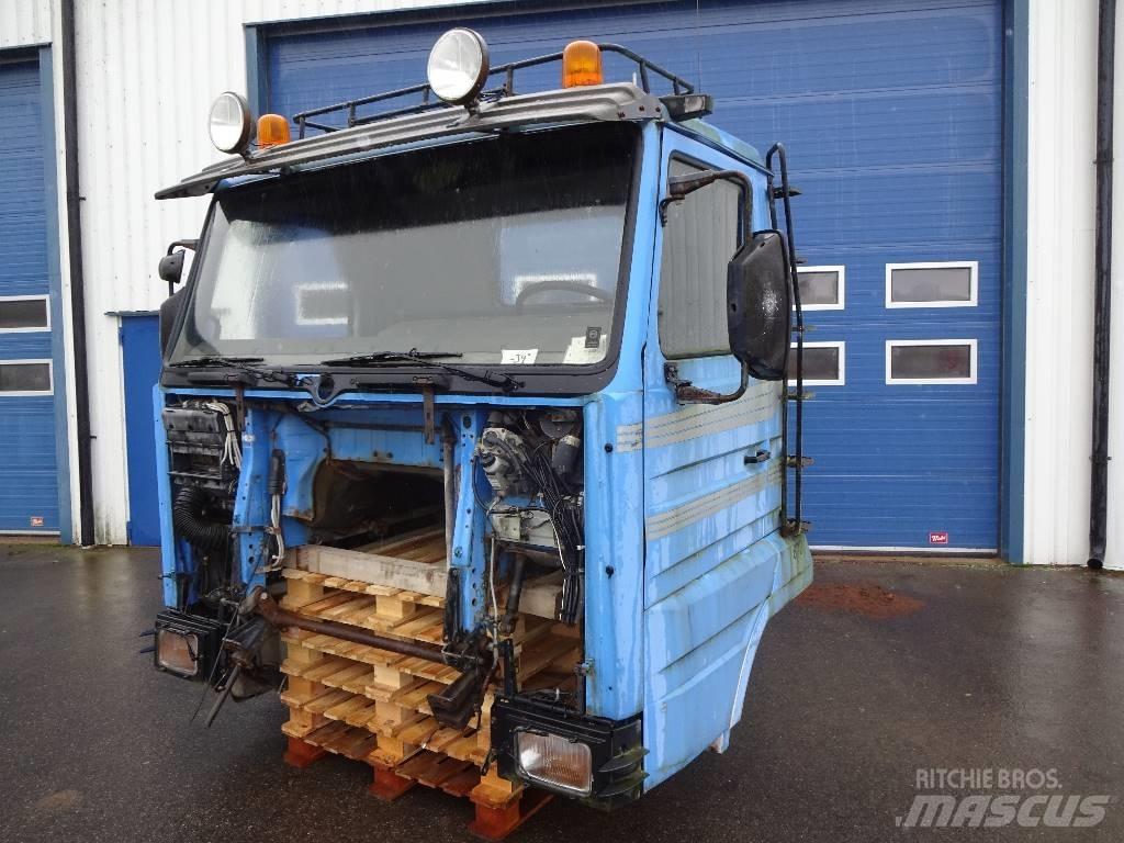 Scania Hytt CR13 驾驶室与内部