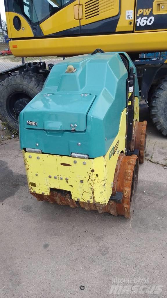Ammann Rammax 1575 土壤压实机