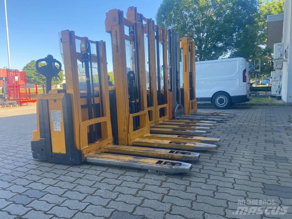 Jungheinrich EJC 110 行走式堆垛机