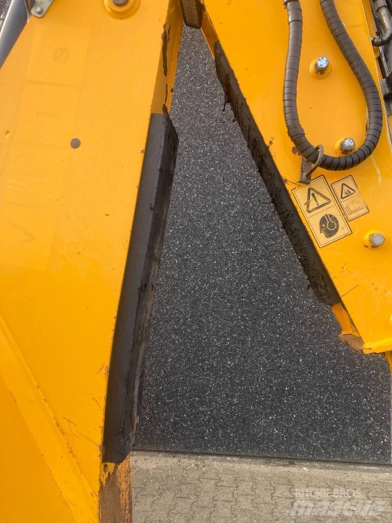 JCB 4 CX 反铲装载机