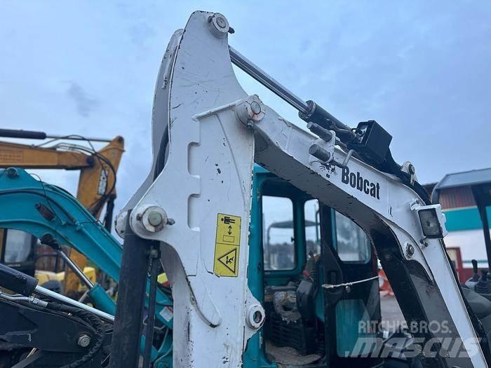 Bobcat E26 小型挖掘机
