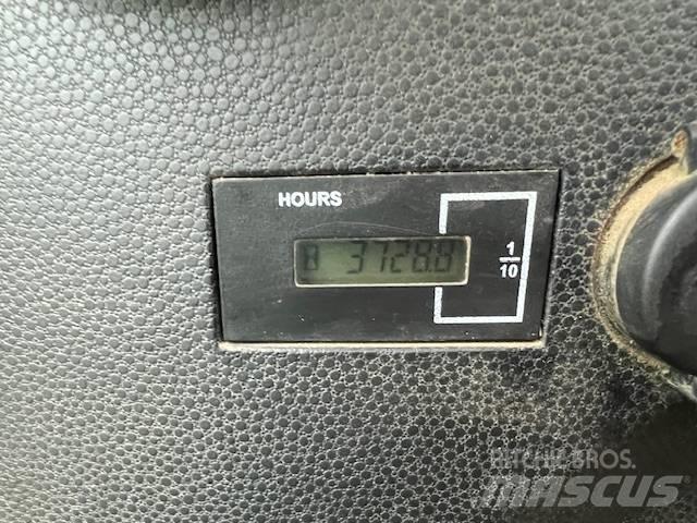 Bobcat E 57 W 轮式挖掘机