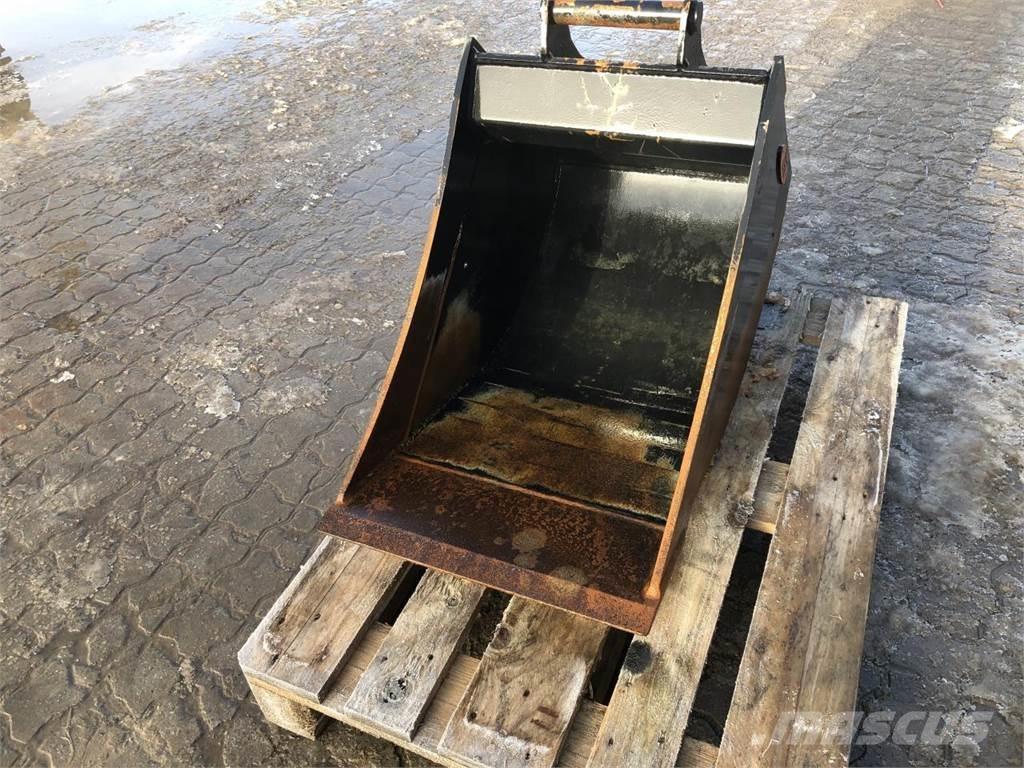 JST Graveskovl, JST 挖斗