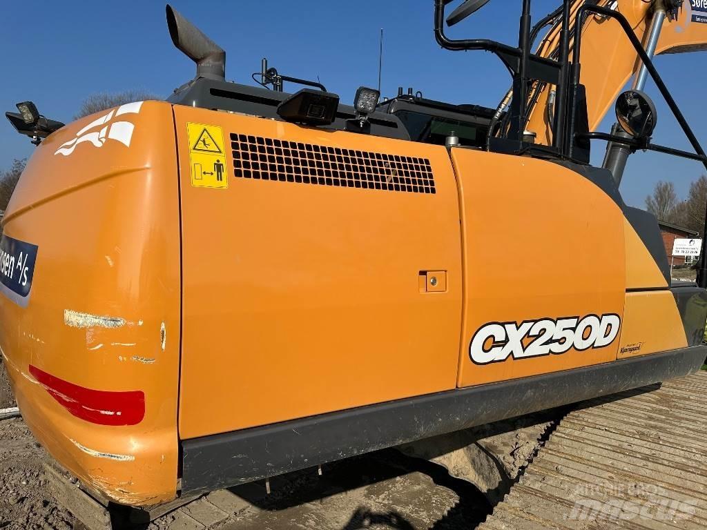 CASE CX 250 D 履带挖掘机