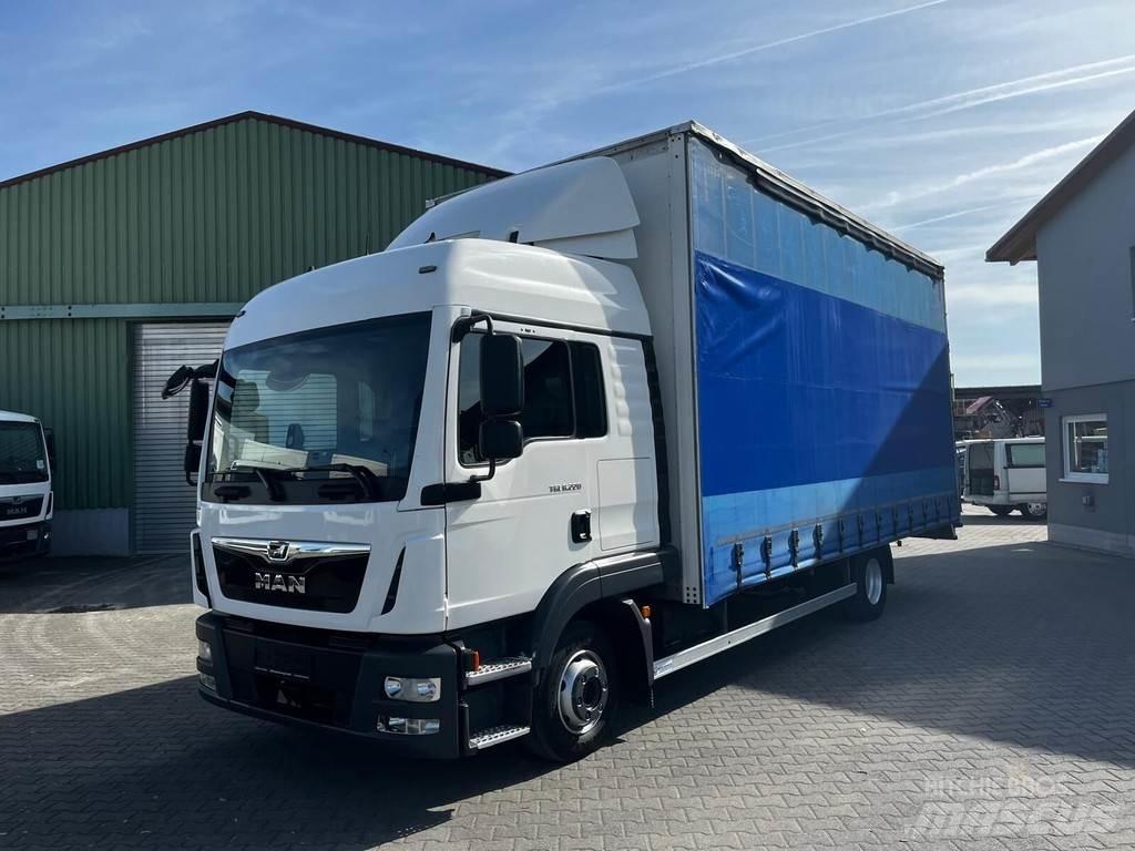 MAN TGL 8.220 篷布货车