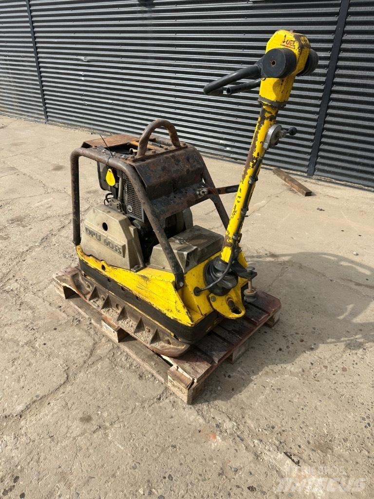  Ukendt Wacker 土壤压实机