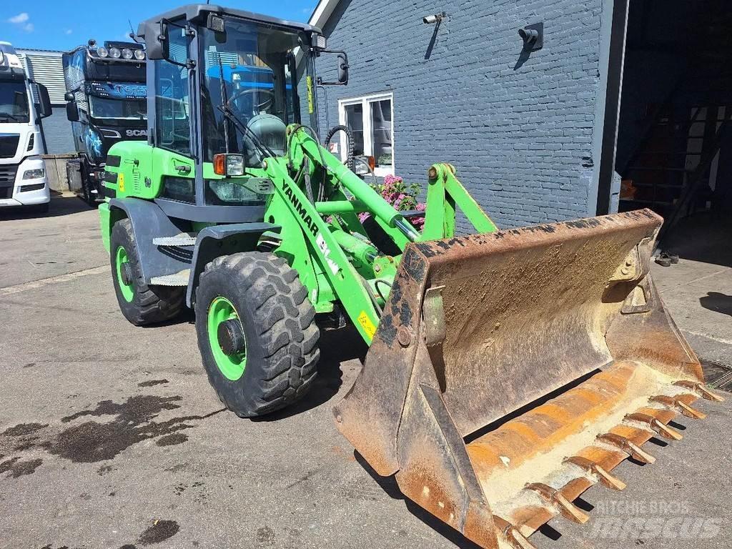 Yanmar V80 小型装载机