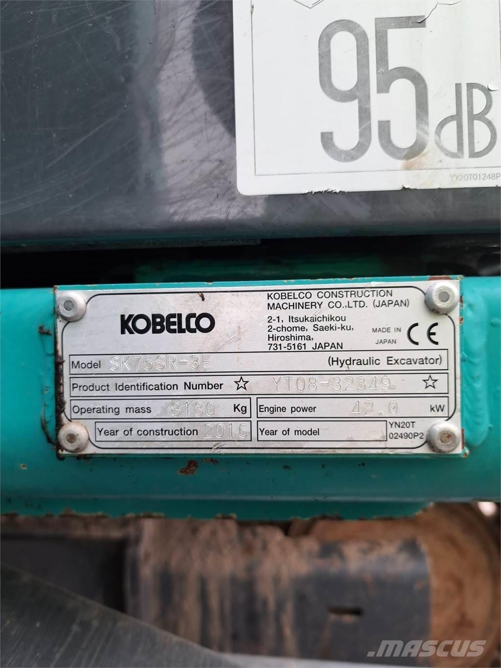 Kobelco SK75SR-3E 小型挖掘机