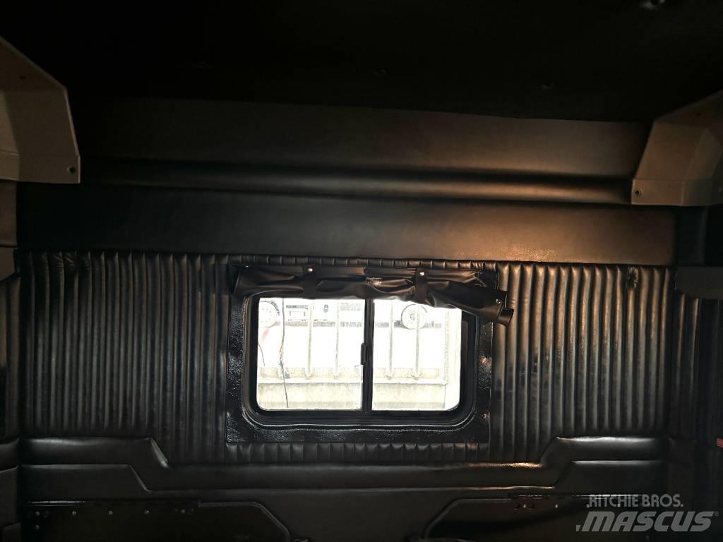 Kenworth T 800 牵引车