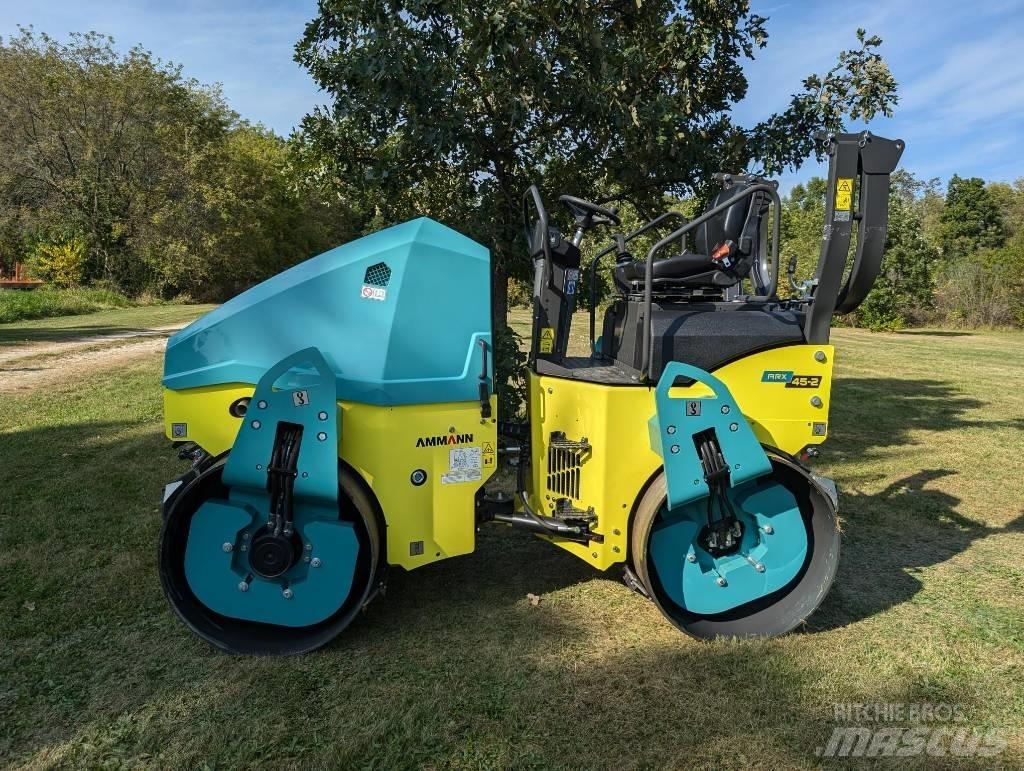 Ammann ARX45-2 双轮压路机