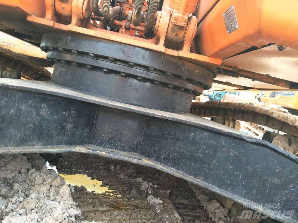 Doosan 225 履带挖掘机