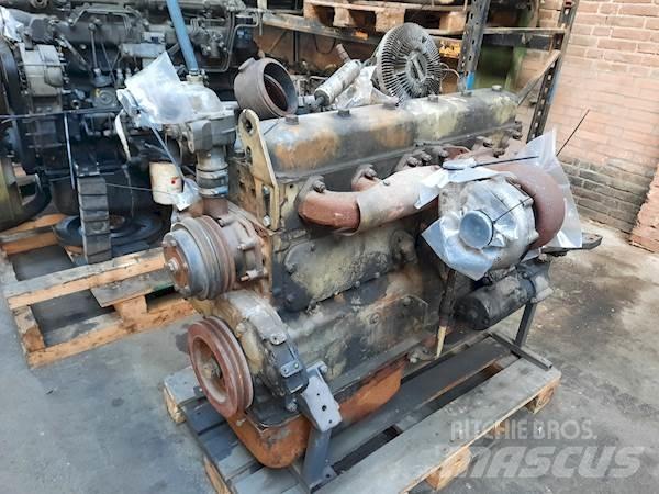 DAF DHS 825 发动机