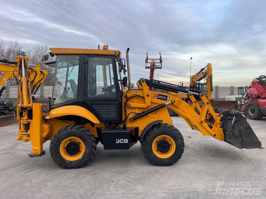 JCB 2 CX 反铲装载机