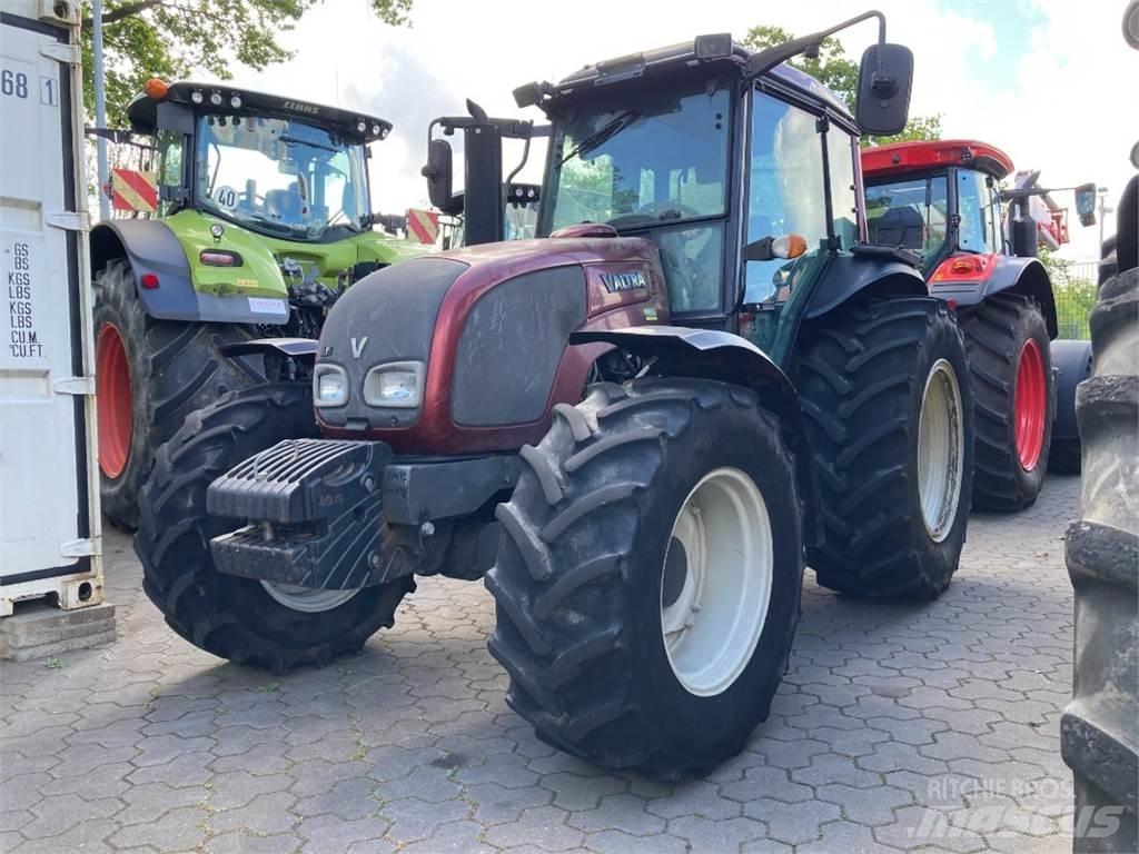 Valtra A93 Hi Tech 拖拉机/农用车