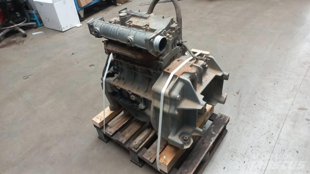 Deutz D2011L03 发动机