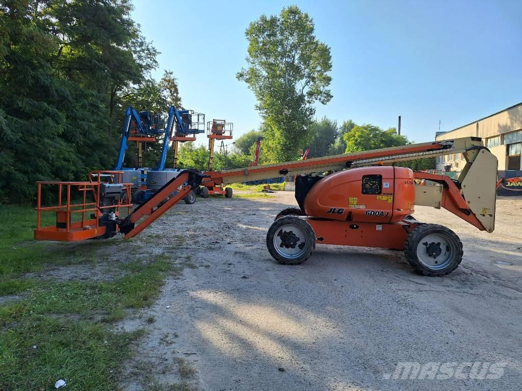 JLG 600AJ 曲臂高空工作平台