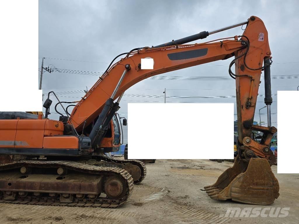 Doosan DX 380 LC 履带挖掘机