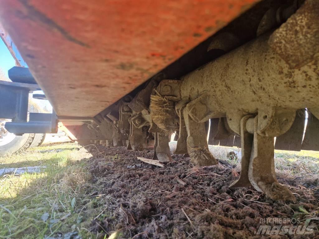 Kuhn RM 480 R 牧场割草机和切顶器