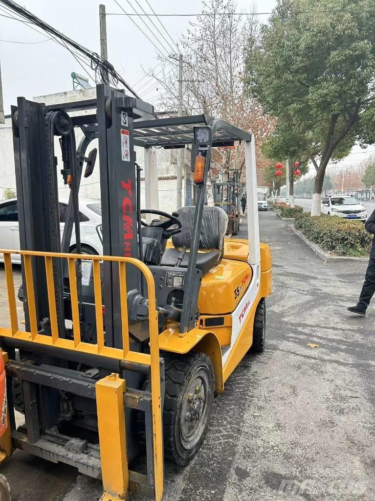 TCM 35 柴油叉车