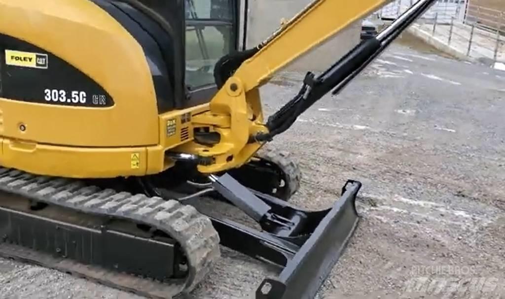 CAT 303.5 C CR 小型挖掘机
