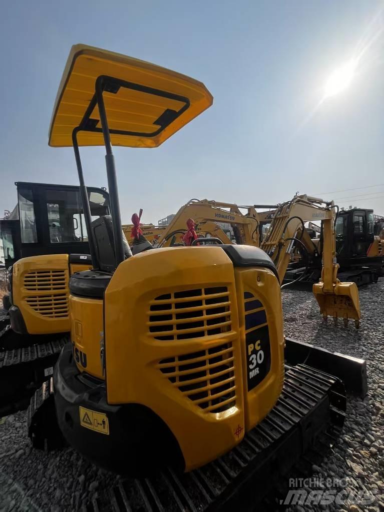 Komatsu PC 30 MR-3 小型挖掘机