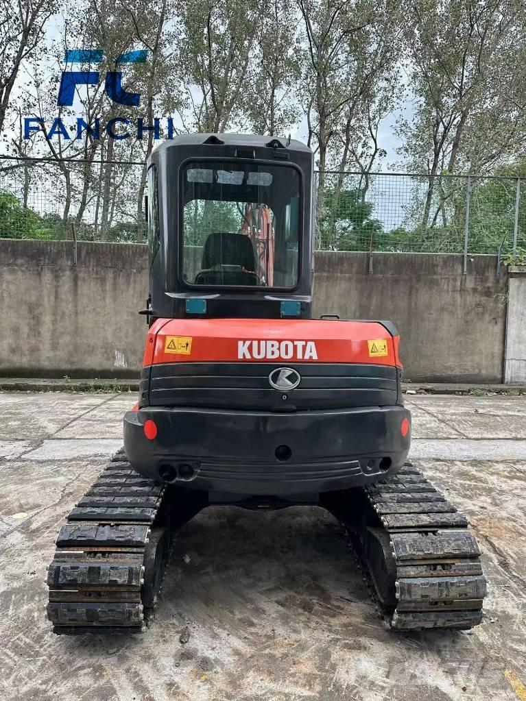 Kubota U 55-4 中型挖掘机