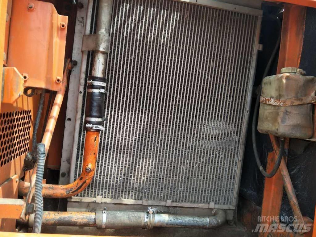 Doosan DX 225 LC 履带挖掘机