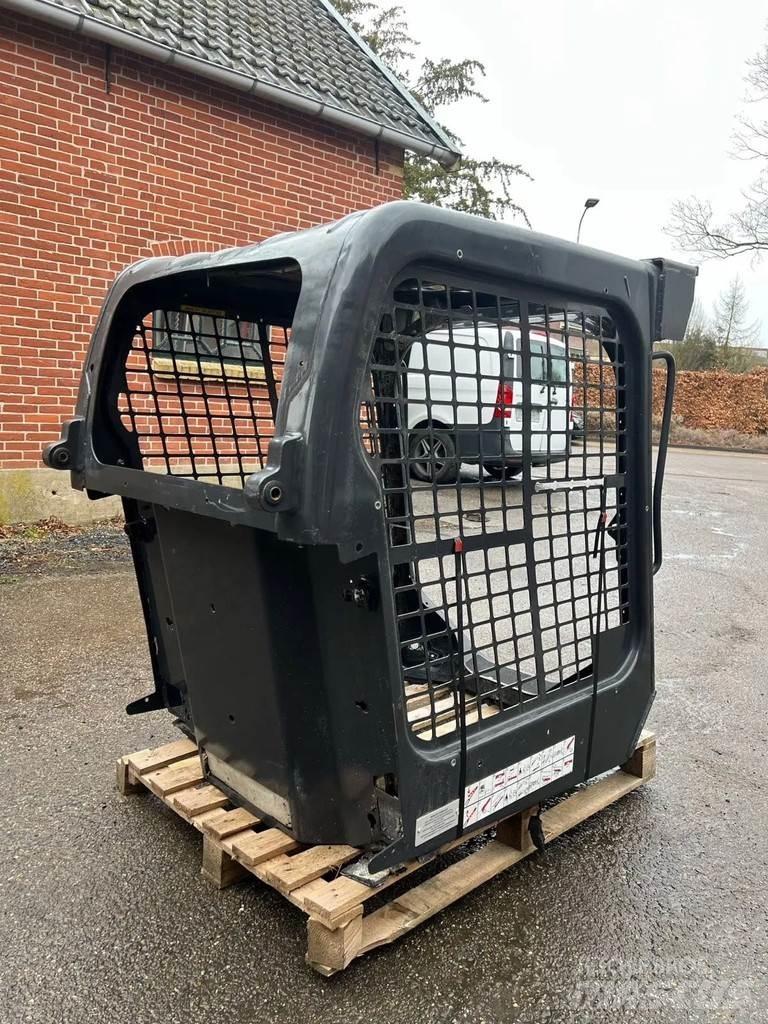 Bobcat S510 滑移装载机