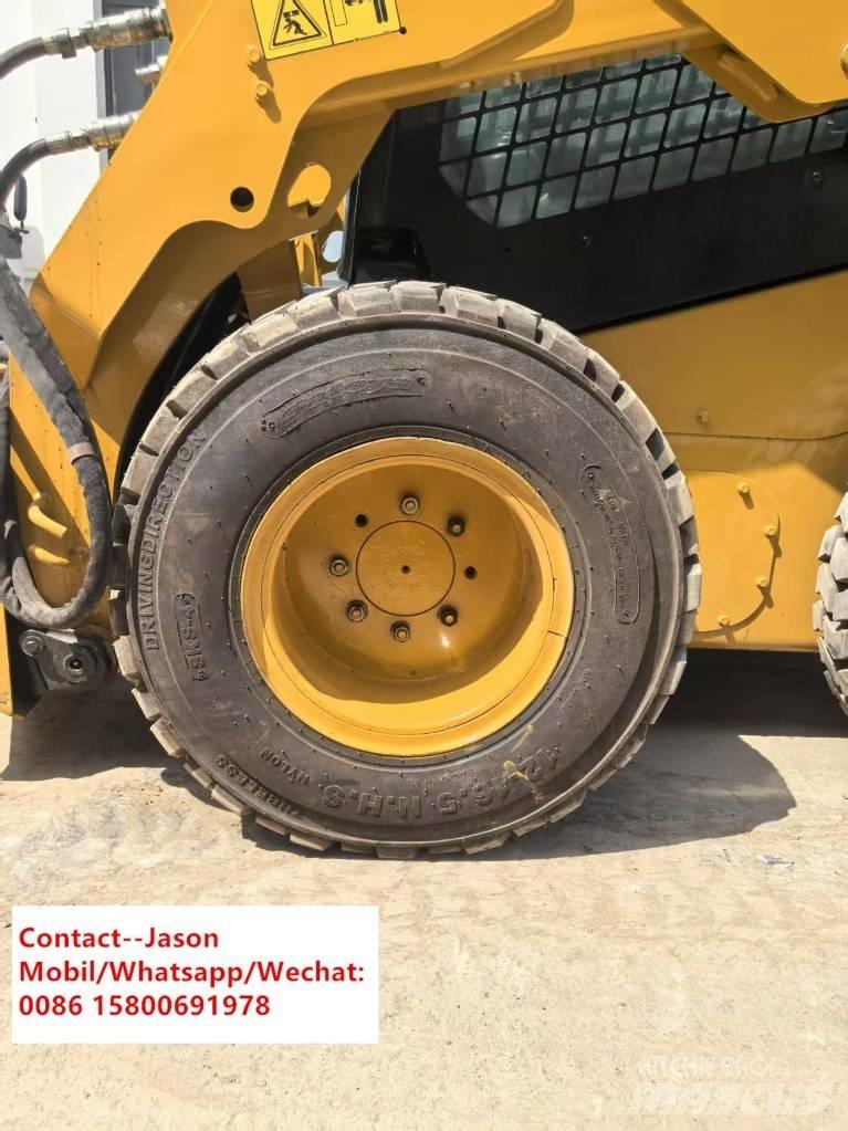 CAT 246 D 滑移装载机