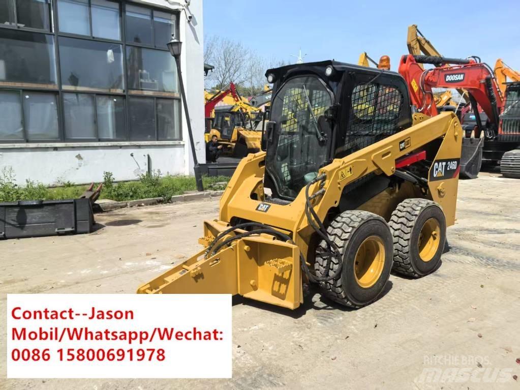 CAT 246 D 滑移装载机