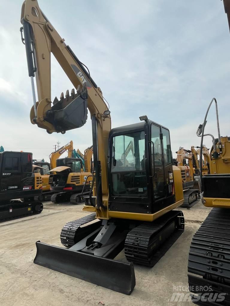 CAT 305.5 小型挖掘机