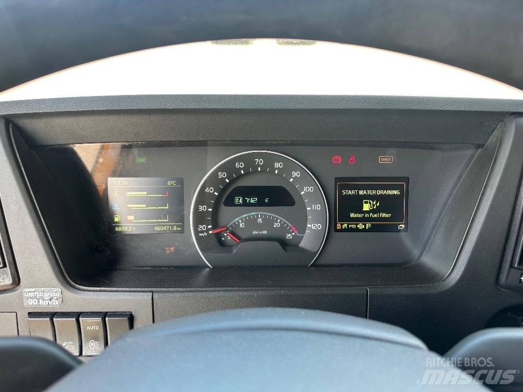 Volvo FMX 510 工程吊钩车