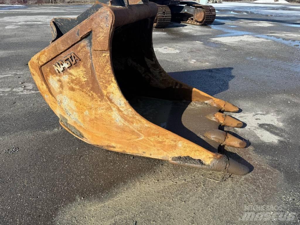 Hitachi ZX 225 US 履带挖掘机
