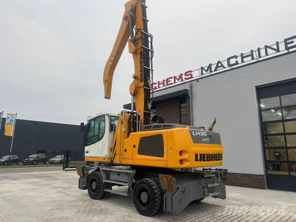 Liebherr LH 30 M 工业挖掘机