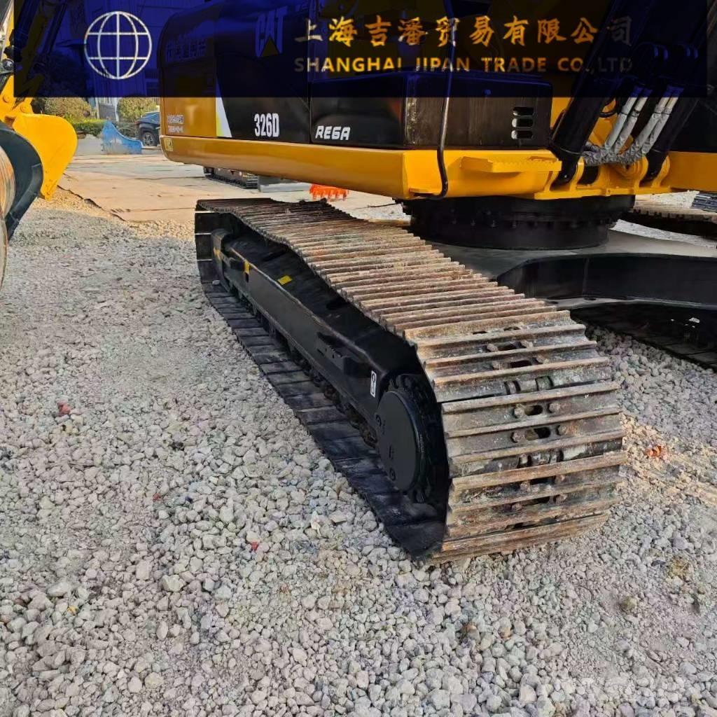 CAT 326 履带挖掘机
