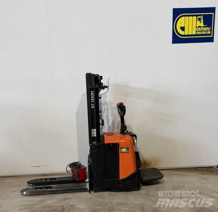 BT Truck SPE 125L 手推堆垛车