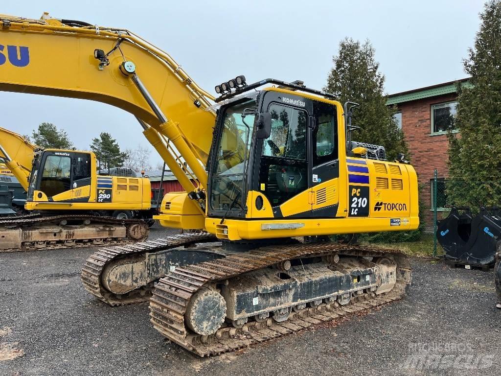 Komatsu PC210LC-11 履带挖掘机