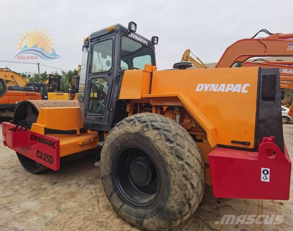 Dynapac CA 251 D 单轮压路机