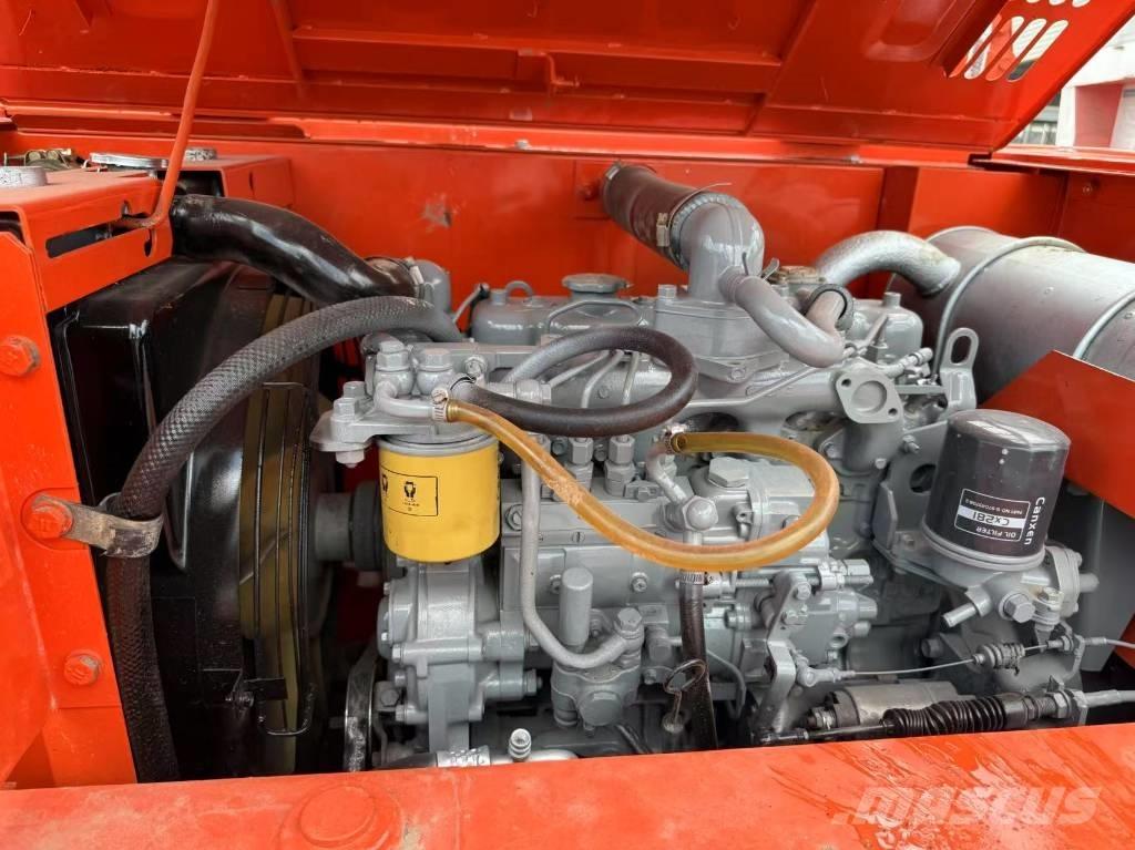 Hitachi ZX 60 小型挖掘机