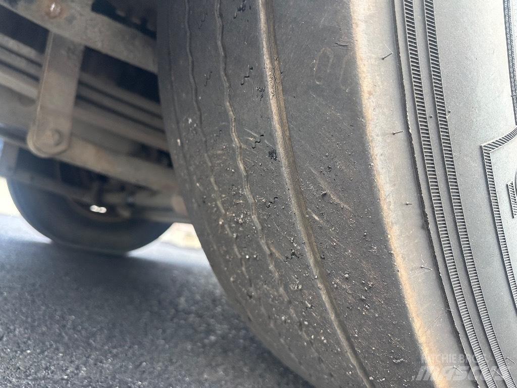 Scania P420 6x2*4 工程吊钩车