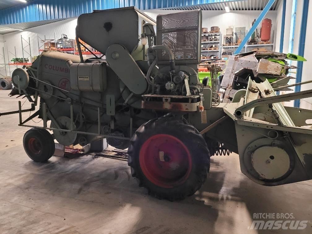 CLAAS Columbus 联合收割机