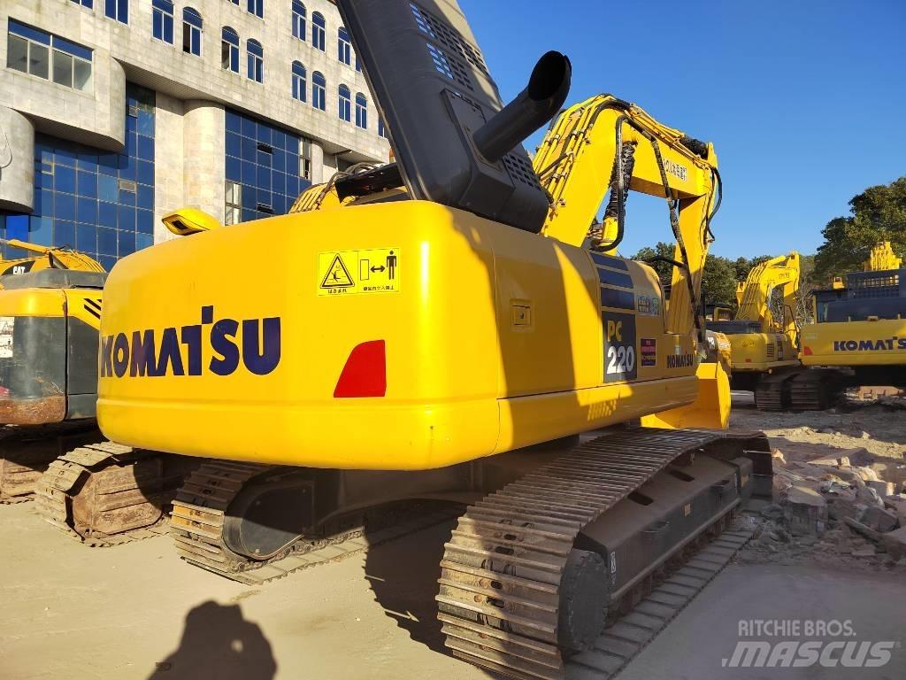Komatsu PC220-7 履带挖掘机