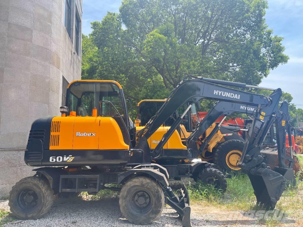 Hyundai Robex 60 VS 小型挖掘机