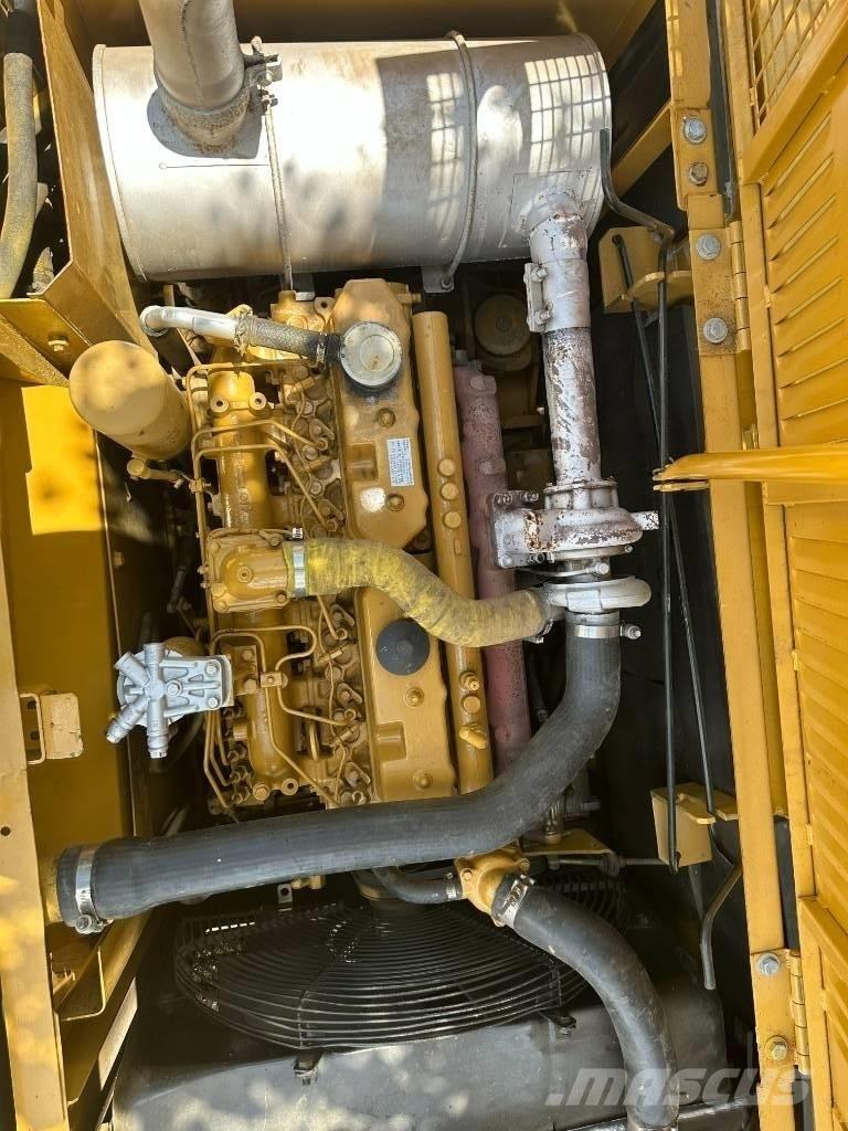 CAT 320C 中型挖掘机