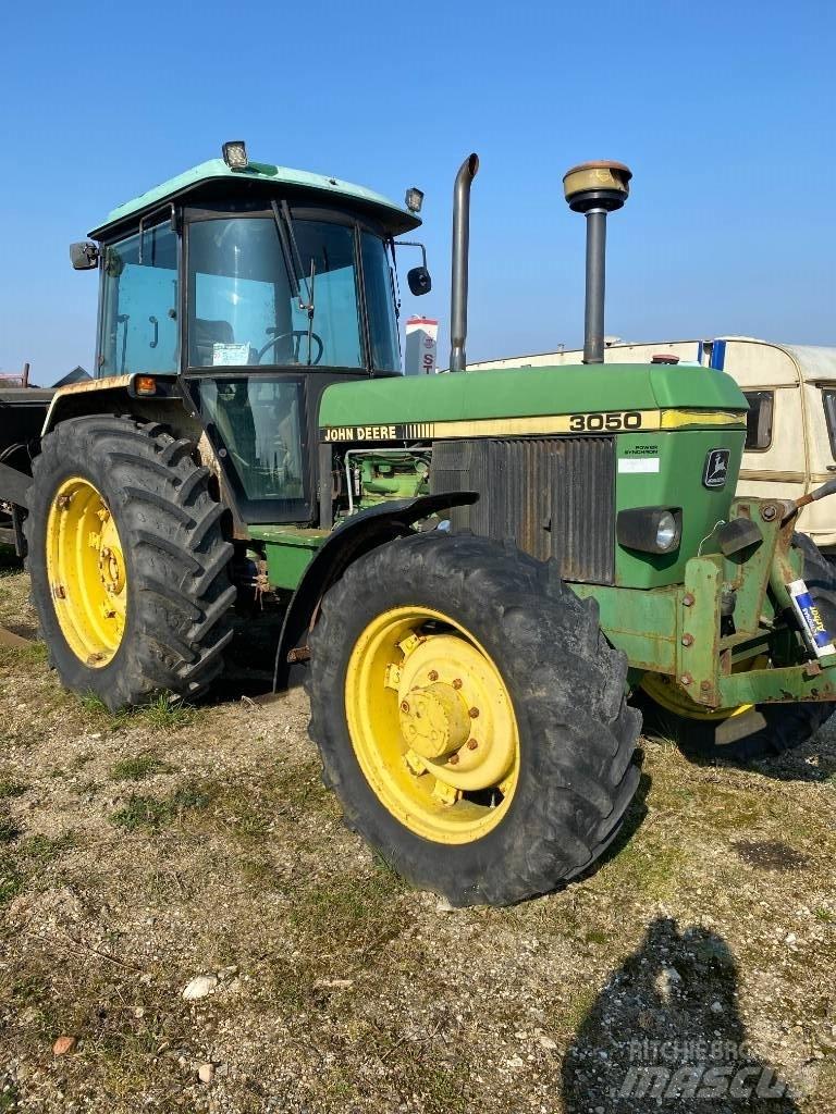 John Deere 3050 4WD 拖拉机/农用车