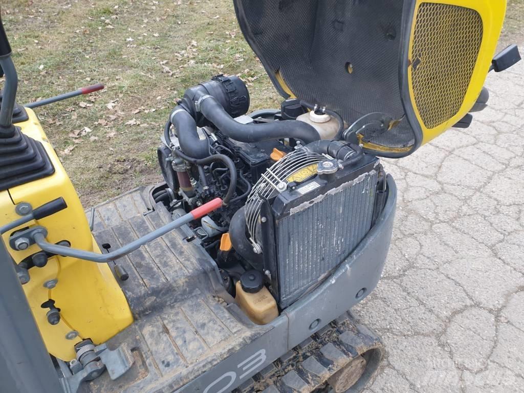 Wacker Neuson 803 小型挖掘机