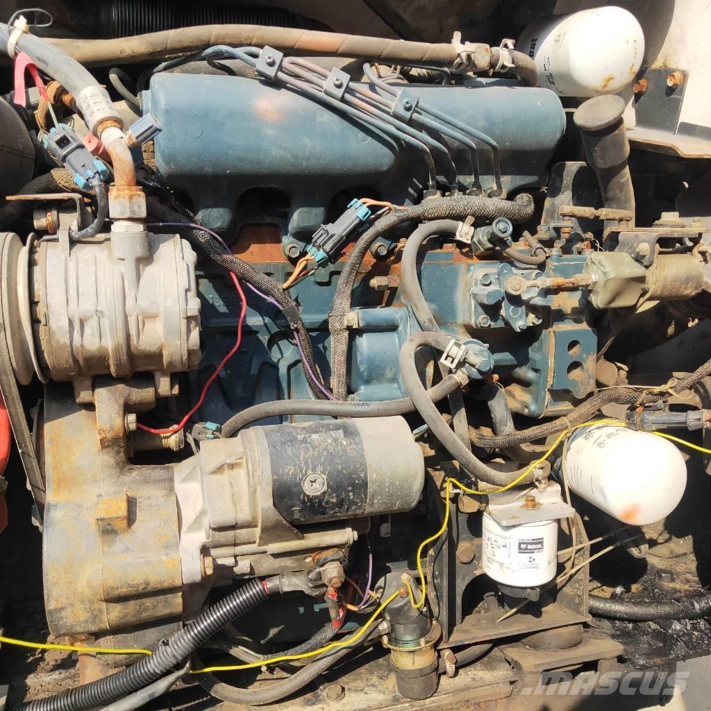 Bobcat S185 滑移装载机