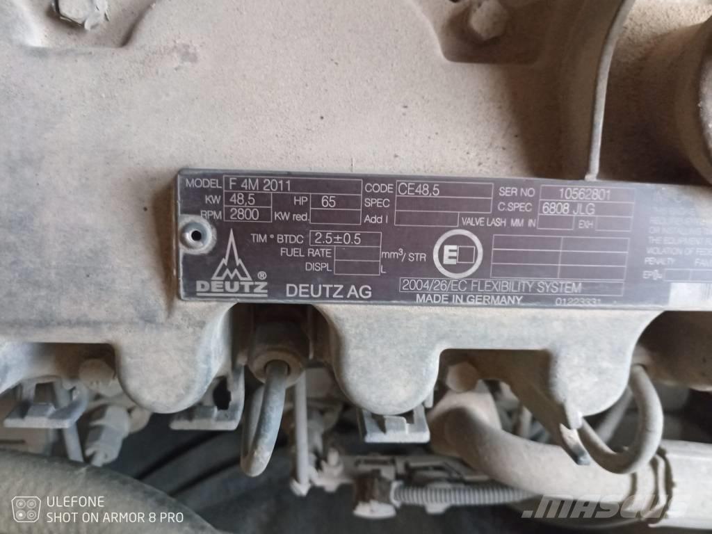 JLG 860 SJ 直臂高空工作平台