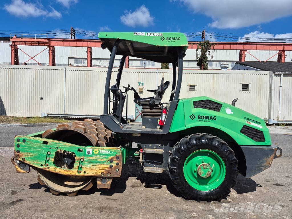 Bomag BW 145 P D H-5 复合式压路机
